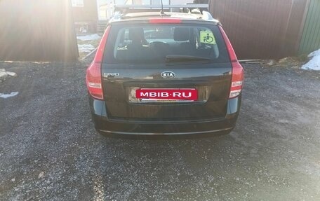 KIA cee'd I рестайлинг, 2010 год, 690 000 рублей, 3 фотография