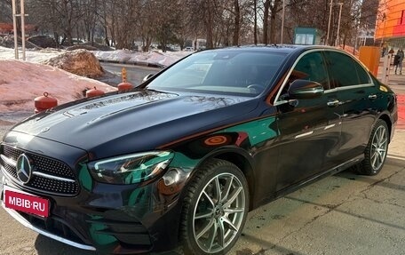 Mercedes-Benz E-Класс, 2021 год, 4 600 000 рублей, 1 фотография