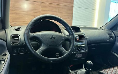 Mitsubishi Carisma I, 2003 год, 250 000 рублей, 7 фотография