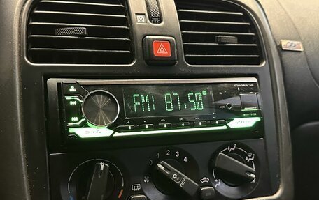 Mitsubishi Carisma I, 2003 год, 250 000 рублей, 12 фотография