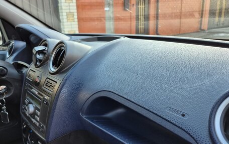 Ford Fiesta, 2006 год, 377 000 рублей, 12 фотография