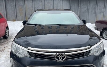 Toyota Camry, 2015 год, 2 700 000 рублей, 2 фотография