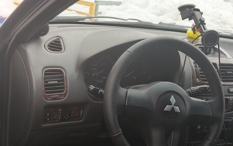 Mitsubishi Carisma I, 1997 год, 100 000 рублей, 3 фотография