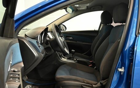 Chevrolet Cruze II, 2011 год, 740 000 рублей, 8 фотография