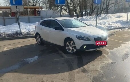 Volvo V40 Cross Country I, 2013 год, 1 450 000 рублей, 2 фотография