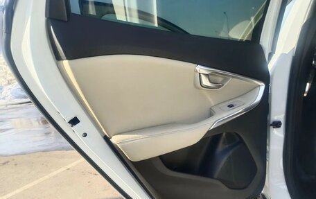 Volvo V40 Cross Country I, 2013 год, 1 450 000 рублей, 14 фотография