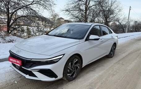 Hyundai Elantra, 2024 год, 2 290 000 рублей, 8 фотография