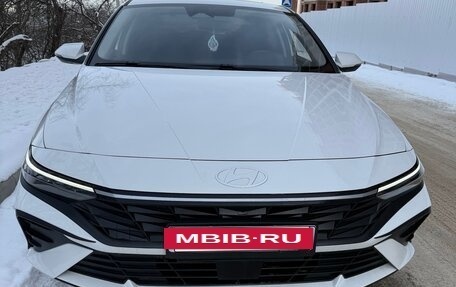 Hyundai Elantra, 2024 год, 2 290 000 рублей, 7 фотография