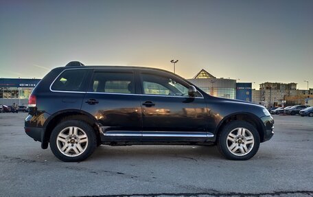 Volkswagen Touareg III, 2004 год, 620 000 рублей, 3 фотография