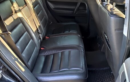 Volkswagen Touareg III, 2004 год, 620 000 рублей, 11 фотография