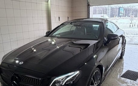 Mercedes-Benz E-Класс, 2017 год, 3 600 000 рублей, 4 фотография