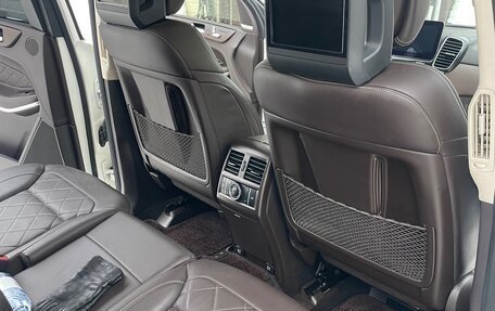 Mercedes-Benz GLS, 2016 год, 3 500 000 рублей, 15 фотография