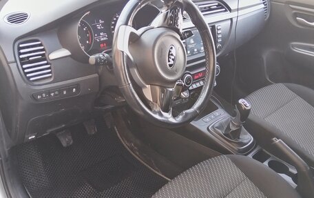 KIA Rio IV, 2018 год, 975 000 рублей, 8 фотография