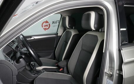 Volkswagen Tiguan II, 2019 год, 2 590 000 рублей, 7 фотография