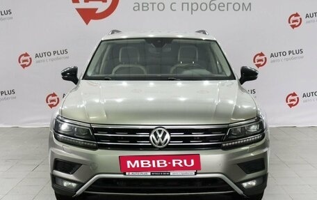 Volkswagen Tiguan II, 2019 год, 2 590 000 рублей, 5 фотография