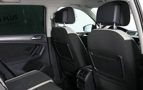 Volkswagen Tiguan II, 2019 год, 2 590 000 рублей, 25 фотография