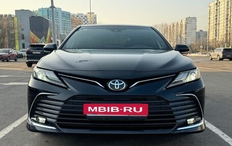 Toyota Camry, 2023 год, 3 590 000 рублей, 5 фотография