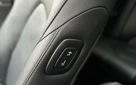 Toyota Camry, 2023 год, 3 590 000 рублей, 15 фотография