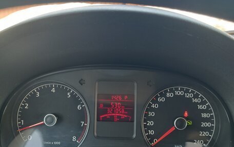 Volkswagen Polo VI (EU Market), 2010 год, 530 000 рублей, 3 фотография