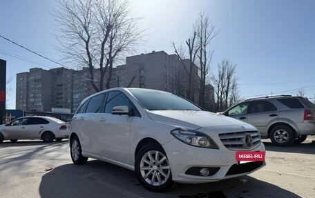 Mercedes-Benz B-Класс, 2013 год, 1 300 000 рублей, 3 фотография