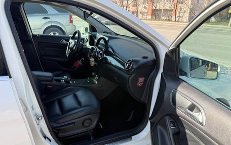 Mercedes-Benz B-Класс, 2013 год, 1 300 000 рублей, 9 фотография