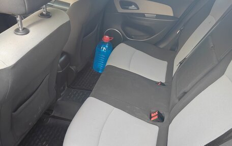 Chevrolet Cruze II, 2011 год, 650 000 рублей, 12 фотография