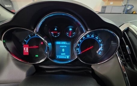 Chevrolet Cruze II, 2013 год, 580 000 рублей, 7 фотография