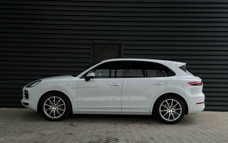 Porsche Cayenne III, 2022 год, 8 900 000 рублей, 2 фотография