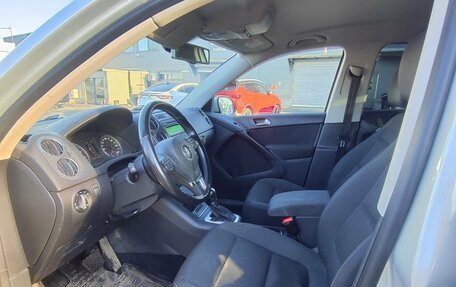 Volkswagen Tiguan I, 2013 год, 999 000 рублей, 9 фотография