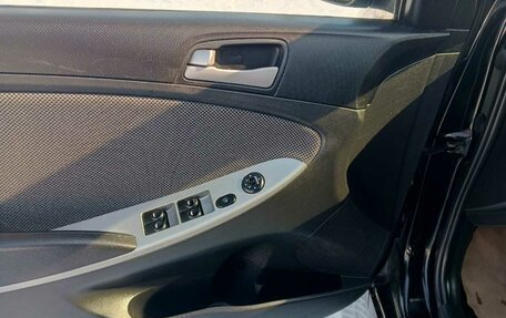 Hyundai Solaris II рестайлинг, 2014 год, 730 000 рублей, 5 фотография