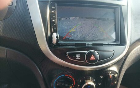 Hyundai Solaris II рестайлинг, 2014 год, 730 000 рублей, 6 фотография