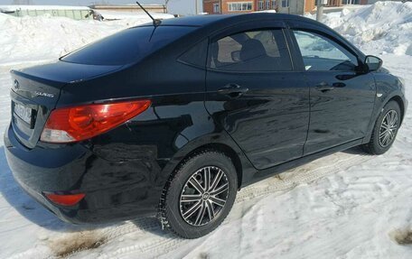 Hyundai Solaris II рестайлинг, 2014 год, 730 000 рублей, 4 фотография