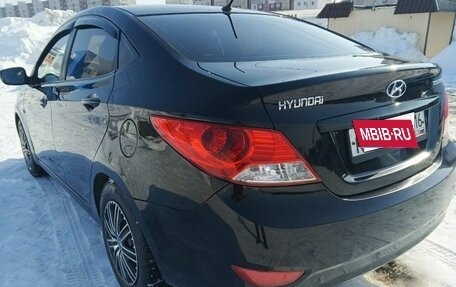 Hyundai Solaris II рестайлинг, 2014 год, 730 000 рублей, 3 фотография