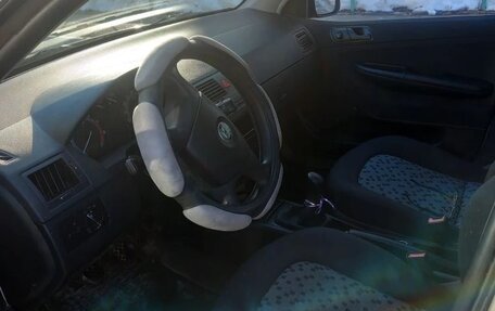 Skoda Fabia I, 2005 год, 215 000 рублей, 11 фотография