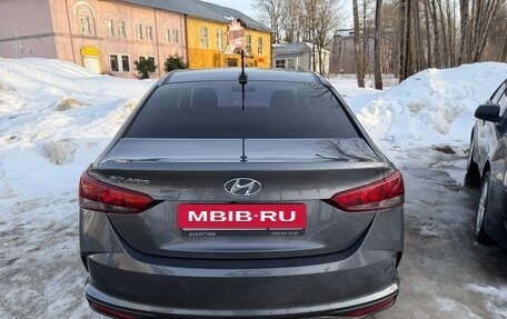 Hyundai Solaris II рестайлинг, 2021 год, 1 970 000 рублей, 7 фотография