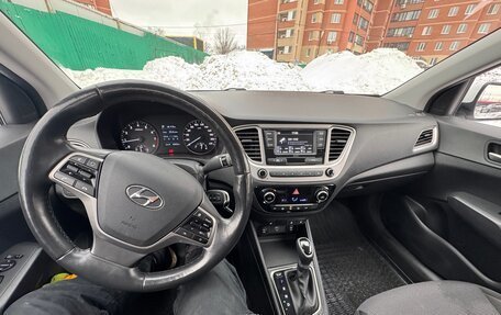 Hyundai Solaris II рестайлинг, 2019 год, 1 435 000 рублей, 10 фотография