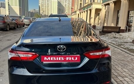 Toyota Camry, 2019 год, 2 650 000 рублей, 4 фотография