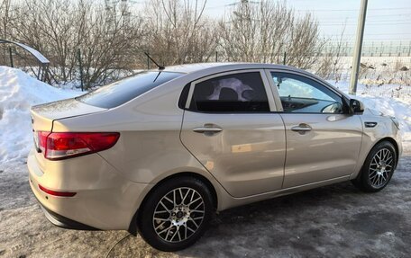 KIA Rio III рестайлинг, 2015 год, 850 000 рублей, 17 фотография