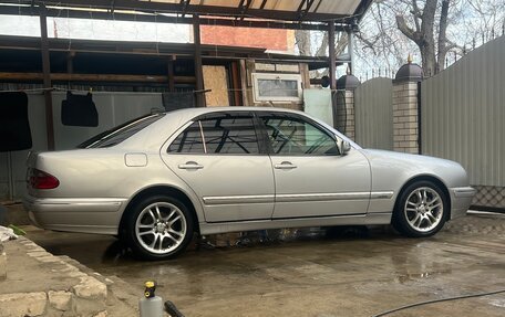 Mercedes-Benz E-Класс, 2002 год, 780 000 рублей, 14 фотография