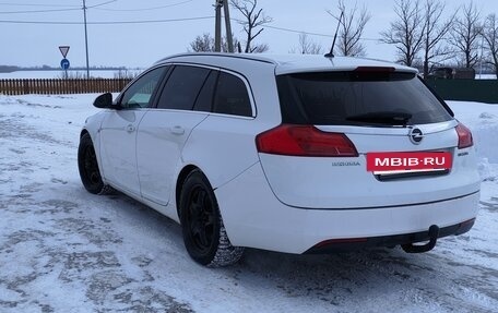 Opel Insignia II рестайлинг, 2010 год, 700 000 рублей, 2 фотография