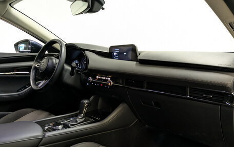 Mazda 3, 2019 год, 2 100 000 рублей, 9 фотография