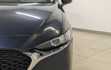 Mazda 3, 2019 год, 2 100 000 рублей, 11 фотография