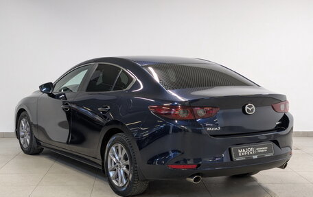 Mazda 3, 2019 год, 2 100 000 рублей, 20 фотография