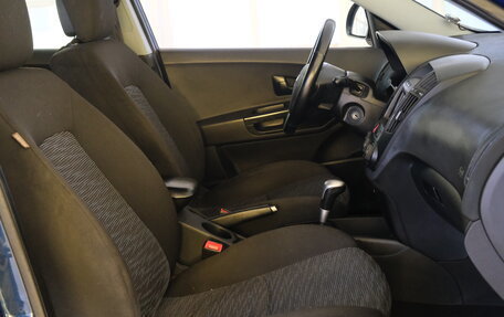 KIA cee'd I рестайлинг, 2007 год, 699 000 рублей, 15 фотография