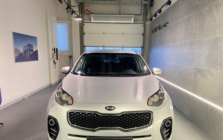 KIA Sportage IV рестайлинг, 2018 год, 2 350 000 рублей, 3 фотография