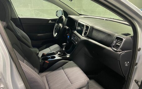 KIA Sportage IV рестайлинг, 2018 год, 2 350 000 рублей, 9 фотография