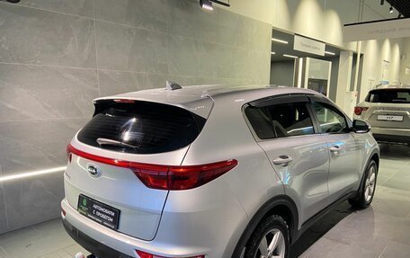KIA Sportage IV рестайлинг, 2018 год, 2 350 000 рублей, 4 фотография