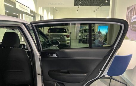 KIA Sportage IV рестайлинг, 2018 год, 2 350 000 рублей, 10 фотография