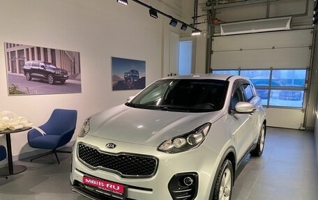 KIA Sportage IV рестайлинг, 2018 год, 2 350 000 рублей, 1 фотография