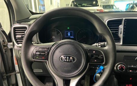 KIA Sportage IV рестайлинг, 2018 год, 2 350 000 рублей, 20 фотография